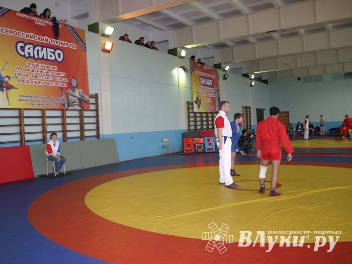 Состоялось открытие Всероссийского турнира по самбо среди мужчин, посвященного подвигу Александра Матросова