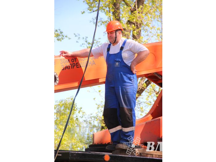 Авария устранена, движение по проспекту Гагарина возобновлено (ФОТО)