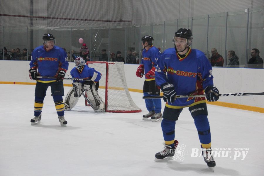 ХК «ЛукиСпорт» обыграл псковскую «Звезду» (ФОТО)