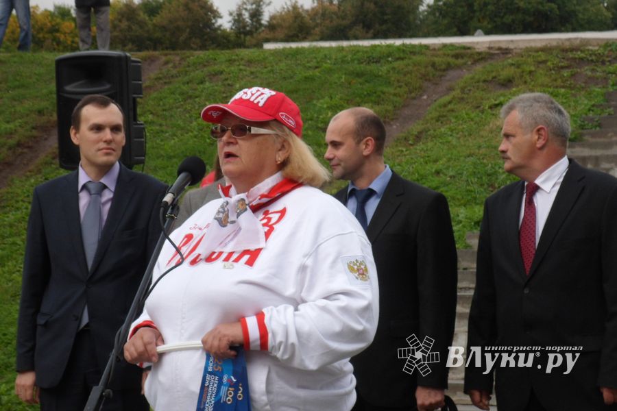 Великие Луки встретили олимпийских чемпионов (ФОТО)
