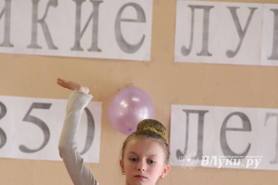 «Мой город Великие Луки — город фонтанов и шаров» (фото)