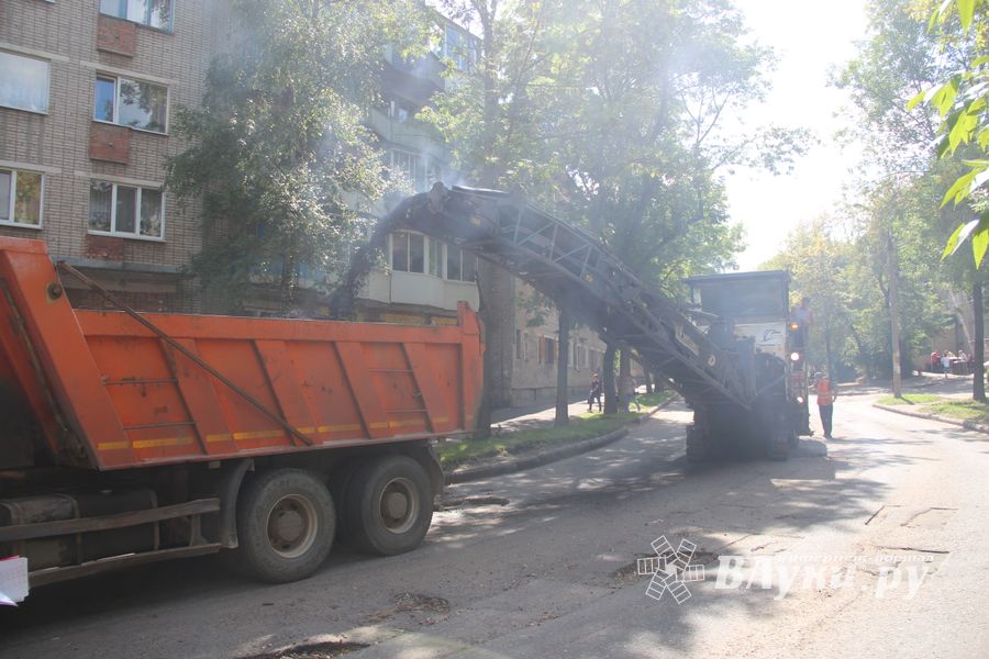 На ул. Ставского идёт ремонт дороги (ФОТО)