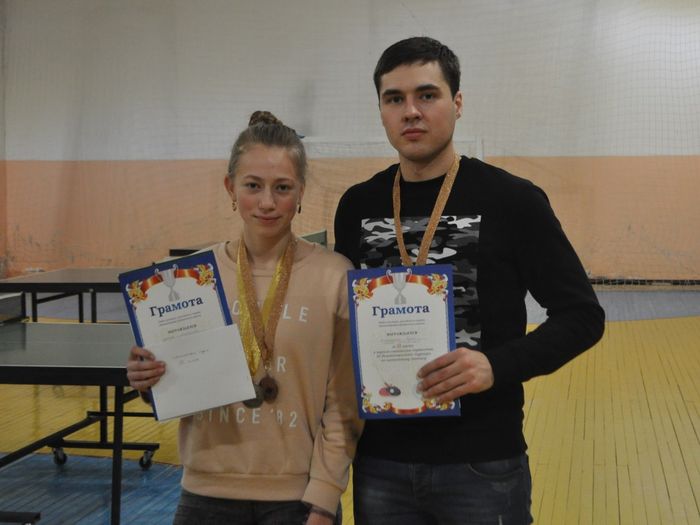 Великолучане привезли награды с турнира по натольному теннису (ФОТО)