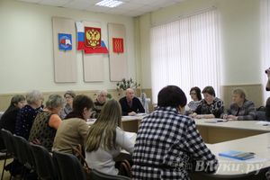 В Великих Луках состоялся семинар на тему временного трудоустройства подростков (фото)