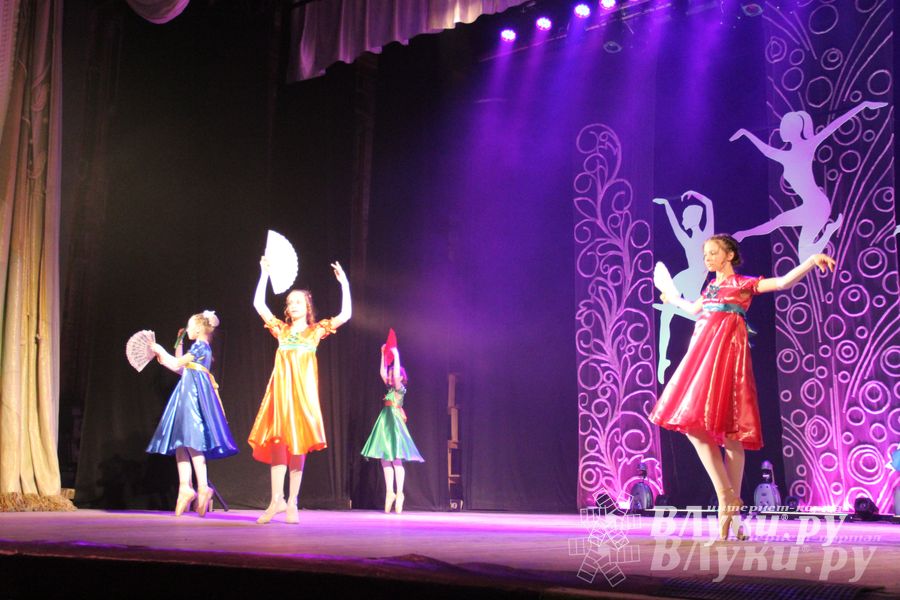 В доме культуры имени Ленина прошел концерт, посвященный Международному дню танца (фото)