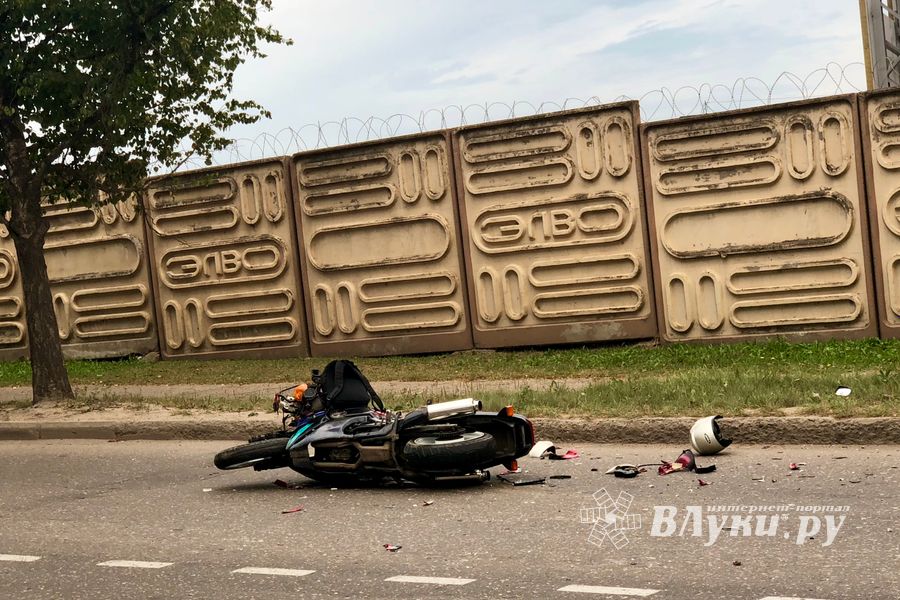 В Великих Луках произошло ДТП с участием мотоциклиста (ФОТО)