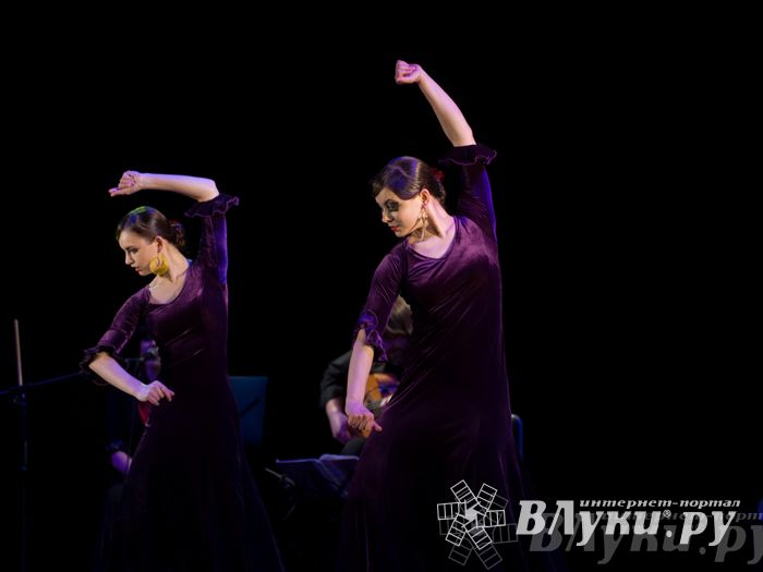 В великих Луках выступил московский коллектив фламенко