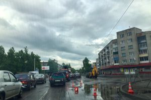 В Великих Луках отремонтируют самый проблемный дорожный  перекресток (ФОТО)