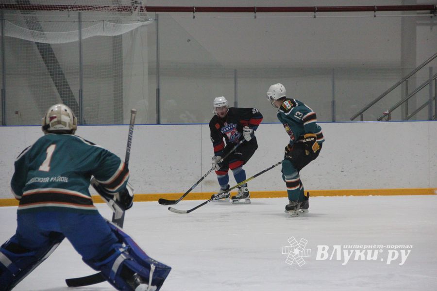 Великолукский «Экспресс» уступил в 1-ом финальном матче (ФОТО)