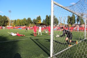 Обидный гол в воротах «Луки-Энергии» (ФОТО)