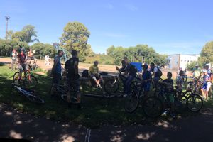 В день физкультурника в Великих Луках прошел велопробег (фото).