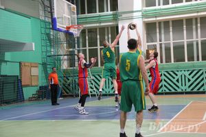 Команды ВЛГАФК стали лучшими на Чемпионате города по баскетболу (фото)