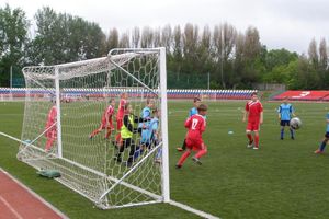 В Великих Луках стартовал региональный этап турнира по футболу «Локобол-2014»