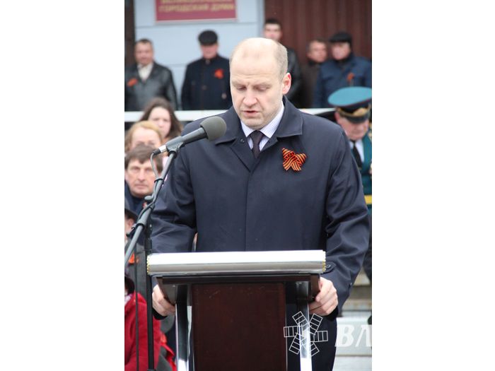 В Великих Луках прошел Парад Победы (ФОТО)