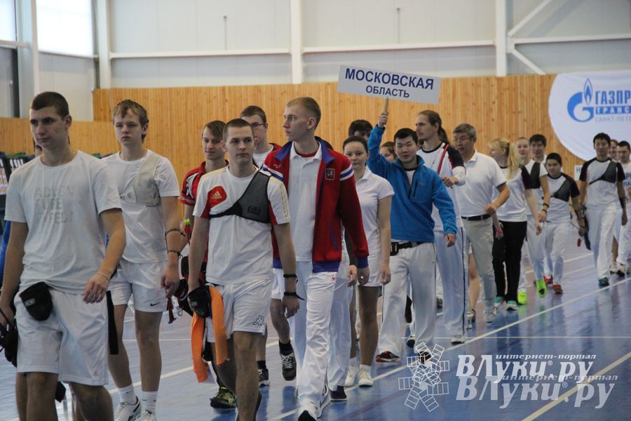 В Великих Луках состоялось открытие Чемпионата России по стрельбе из блочного и классического лука (фото)