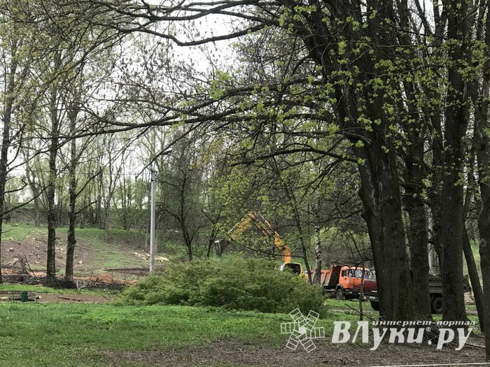 В будущем Петровском парке завершается очередной этап работ (ФОТО)