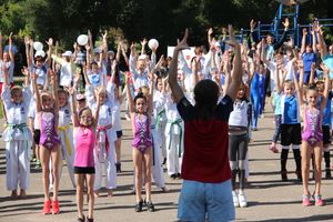Большой спортивный праздник в Великих Луках (ФОТО)
