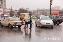 Ну не умеют в Великих Луках ездить по «кольцу»
