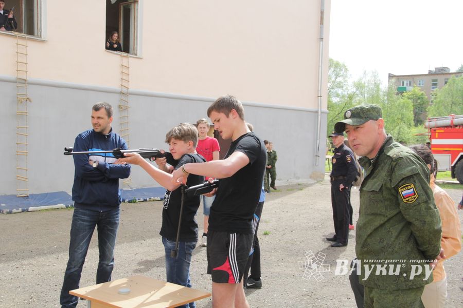 В 10 лицее прошла игра «Освобождение заложников» (ФОТО)