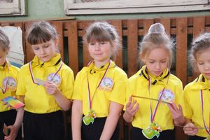 В Великих Луках проходят спортивные соревнования среди дошколят «Юные олимпионики» (ФОТО)