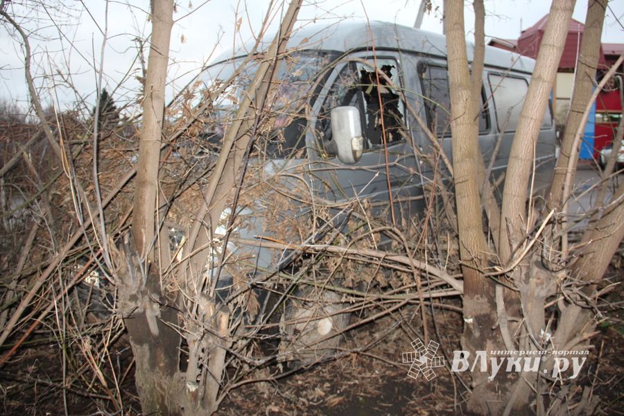 Нетрезвый водитель устроил ДТП на улице Мурманской (ФОТО)