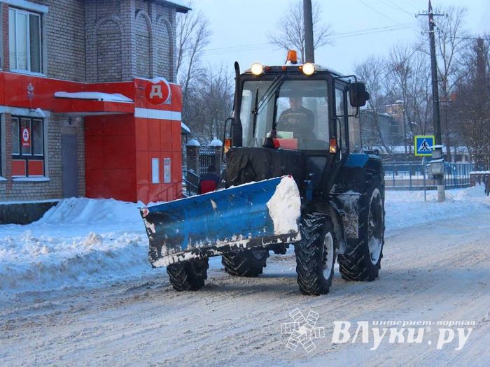 В Невеле коммунальные службы справились с уборкой снега на 5+