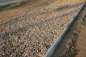 В Великих Луках на Дружбе проводятся дорожные работы (фото)