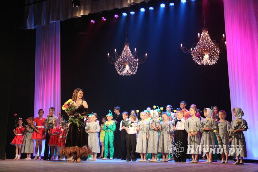 14 мая состоялся концерт хореографического коллектива «Созвездие» - «Бал» (ФОТО)