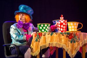 В ГДК им.Ленина состоялась премьера сказки «Скорый поезд:«Алиса - Страна чудес»» (ФОТО)