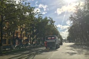 На пр-те Ленина затруднено движение автотранспорта (ФОТО)