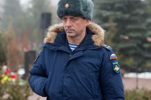 Венок от Президента России Владимира Путина возложили к памятнику 6-ой роте (фото)