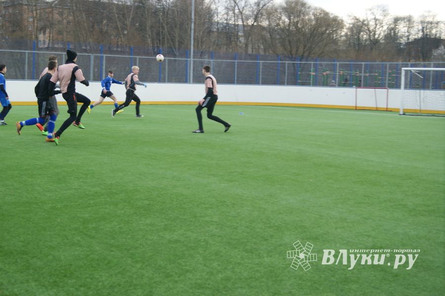 В Великих Луках завершился турнир по дворовому футболу (ФОТО)