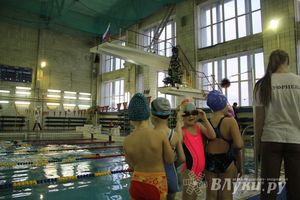 Юные великолучане соревновались за кубок Деда Мороза (фото)