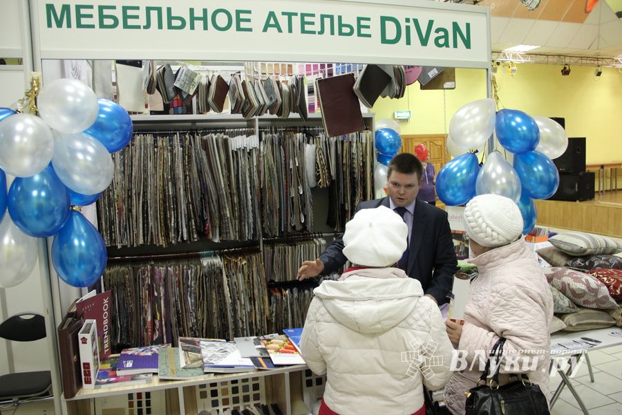 Шестая великолукская универсальная выставка открылась в Великих Луках (фото + видео)