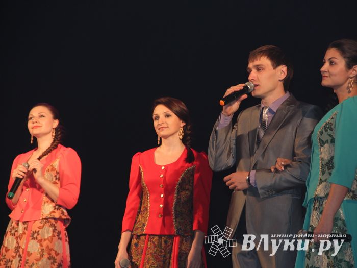 18 мая состоялся юбилейный концерт коллектива мажореток «Золотые погоны» (ФОТО)