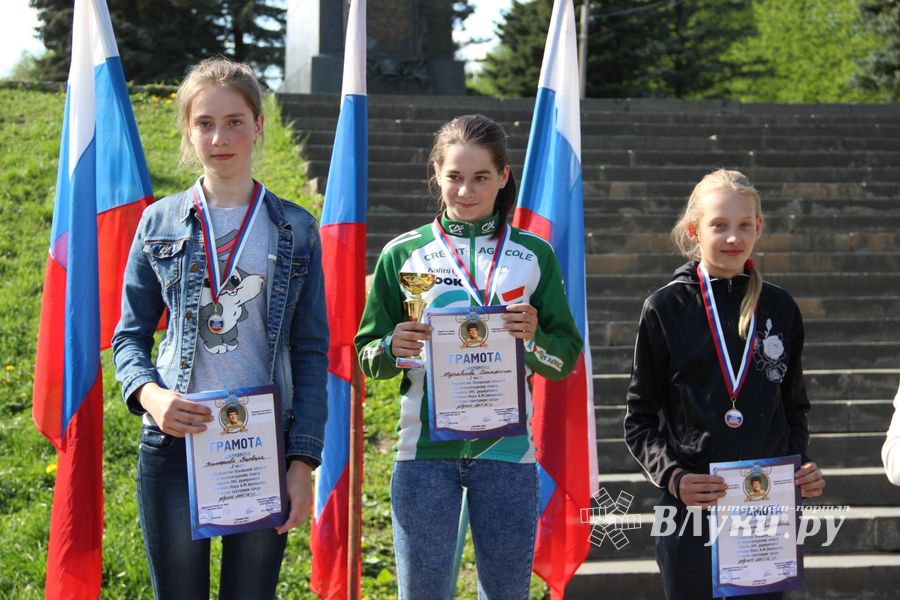 В Великих Луках чествовали лучших велосипедистов (ФОТО)