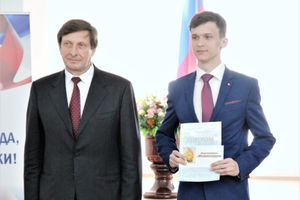 Лучших выпускников Великих Лук наградили «Золотыми парусами» (ФОТО)