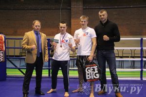 В Великих Луках прошел межрегиональный Открытый Кубок по смешанному боевому единоборству (фото)