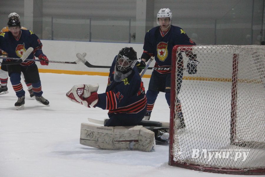 ХК «Луки-Экспресс» обошла псковскую «Гвардию» по буллитам (ФОТО)