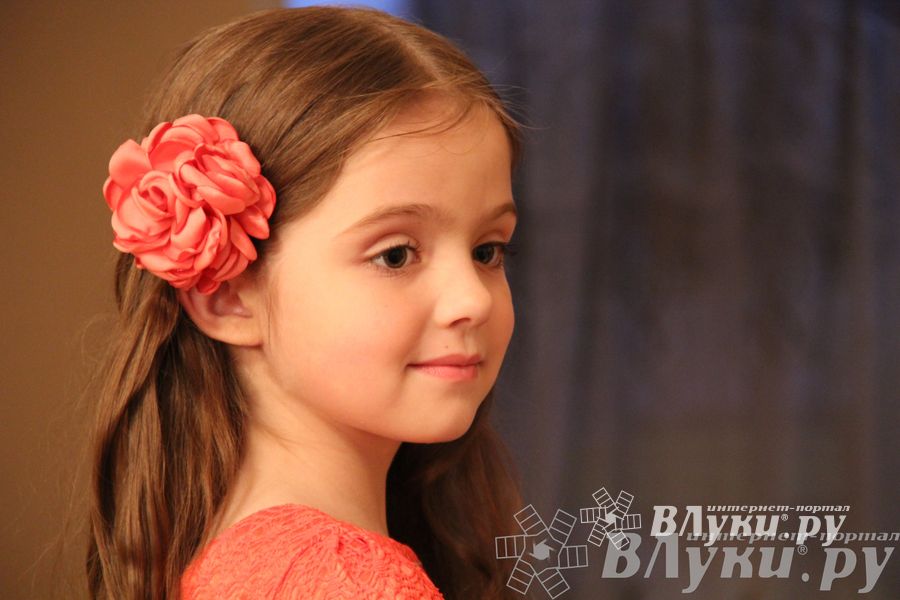 Фотосессия финалисток конкурса «Маленькая красавица Великие Луки 2014»