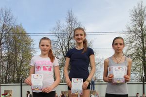 Ученики великолукской Кадетской школы стали победителями в командном зачете на Открытом Чемпионате и Первенстве по легкой атлетике (фото)