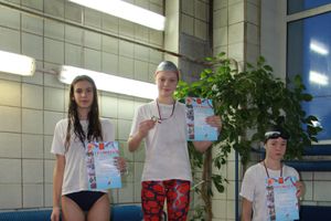 В Великих Луках прошло Первенство по плаванию (фото)