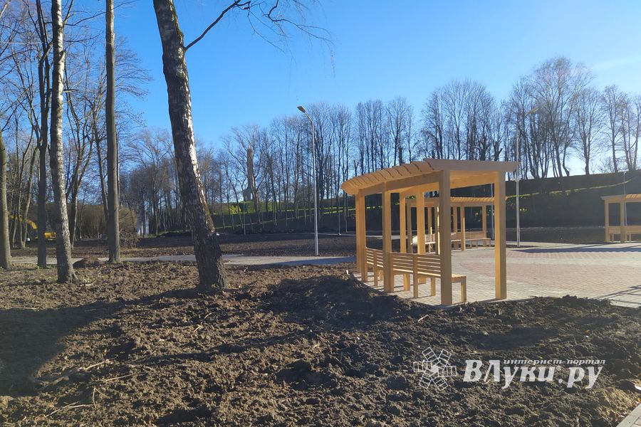В парке «Петровском» появились перголы (ФОТО)