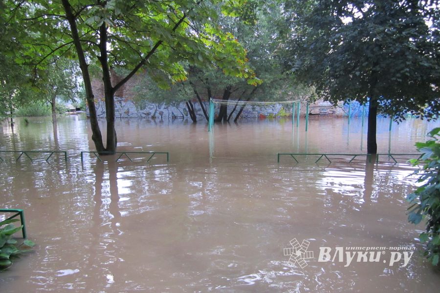 Самый подтопляемый двор подтвердил своё «звание» (ФОТО)