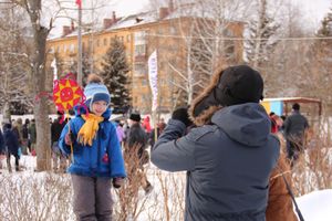 Широко отметили Масленицу в Великих Луках (ФОТО)