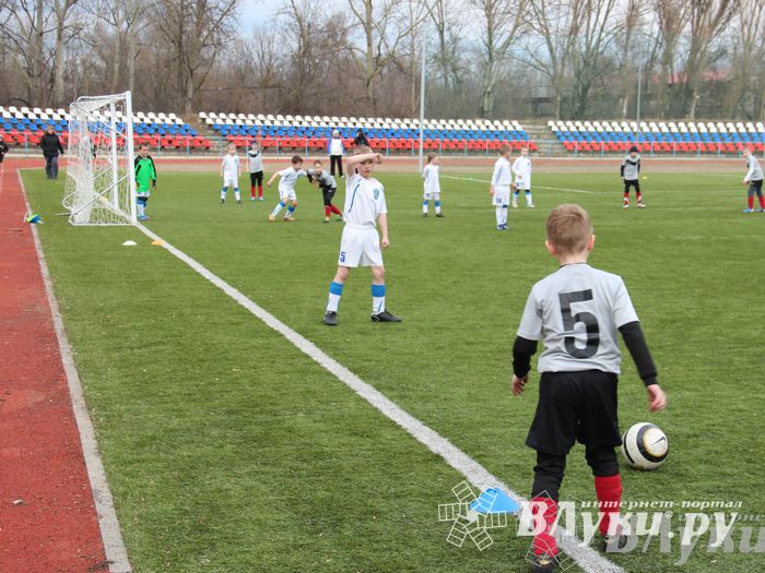 В Великих Луках прошел международный детский турнир по футболу «Наши надежды»