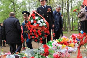 В Великих Луках почтили память погибших в Великой Отечественной войне