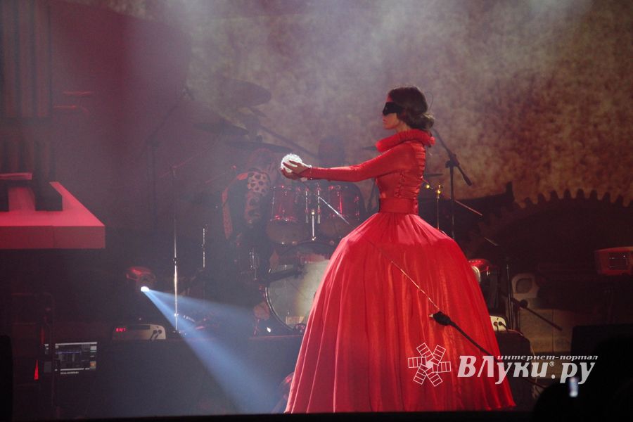 «Пикник» представил великолучанам «Большую игру»