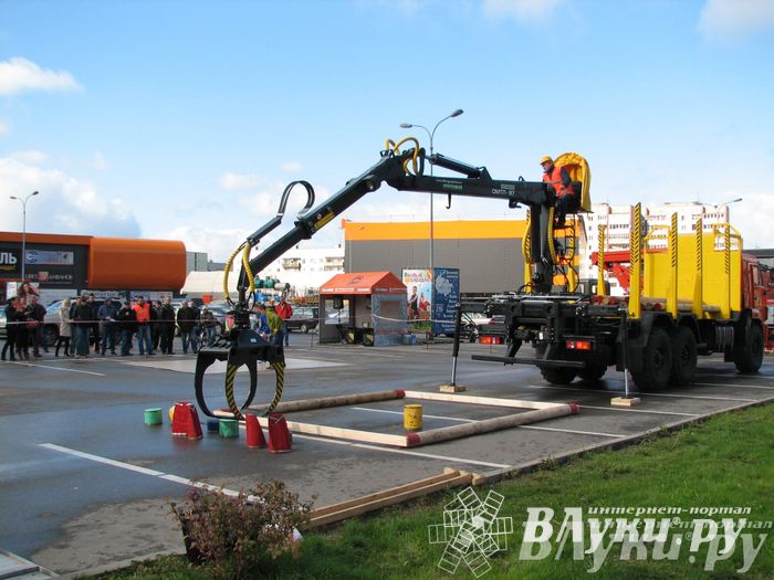 Международный конкурс профессионального мастерства «Лучший оператор гидроманипулятора – 2014»