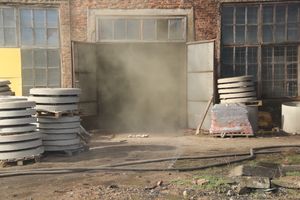 В Великих Луках горит склад (ФОТО)